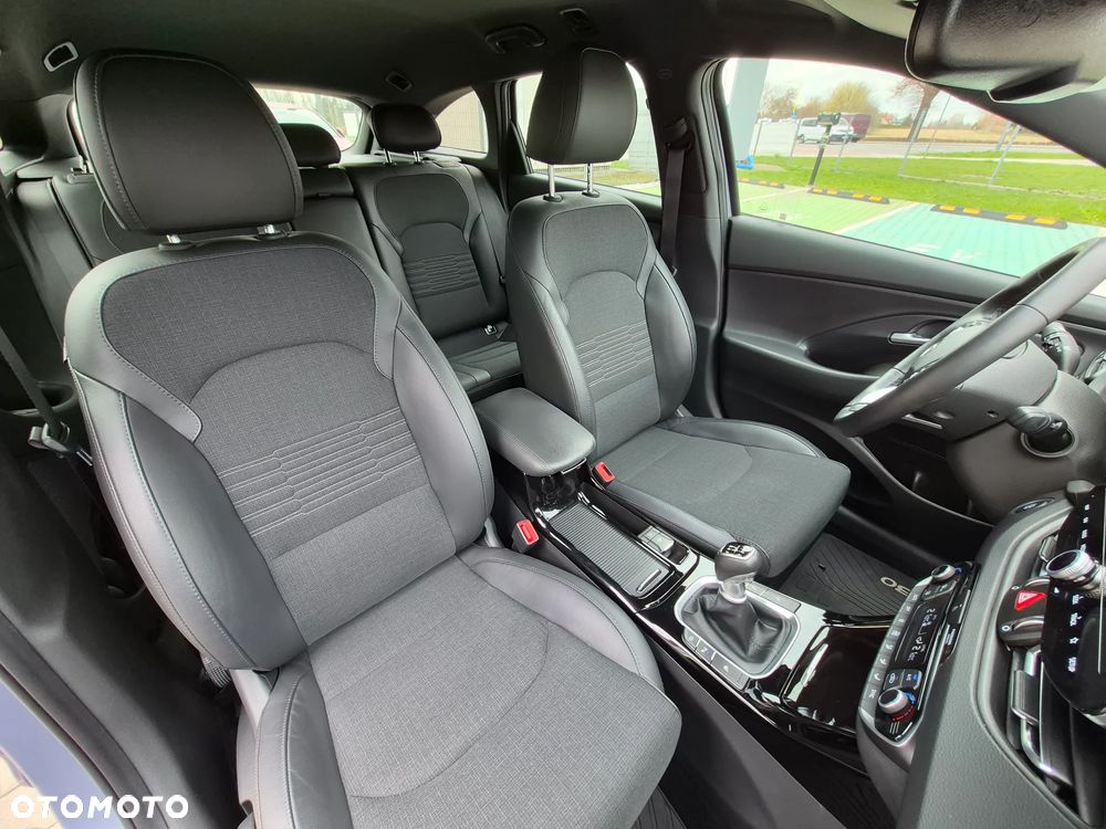 Hyundai i30 1.5 T-GDI 48V Smart - 18