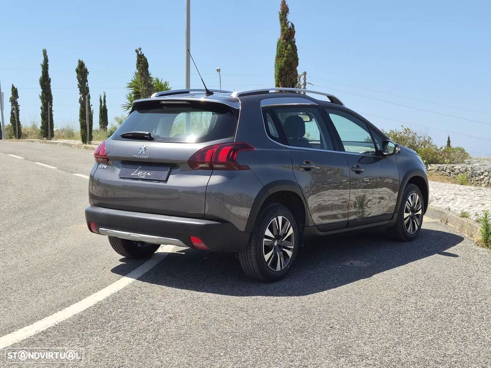 Peugeot 2008 PureTech 110 Stop&Start EAT6 Allure - 5