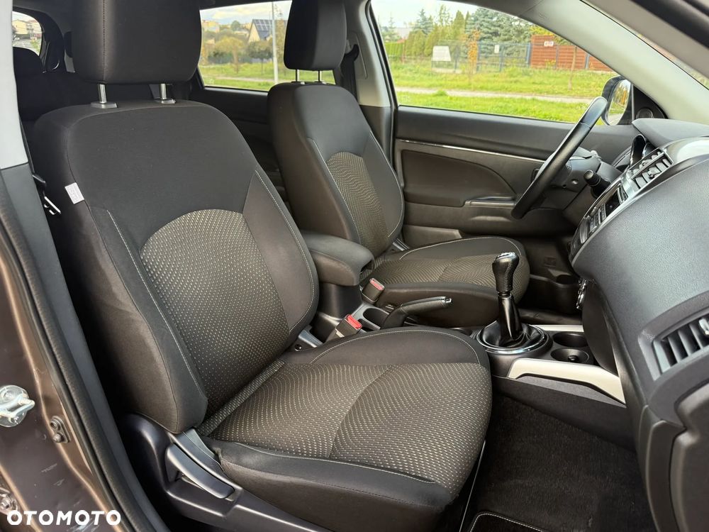 Mitsubishi ASX 1.6 2WD Intro Edition - 37
