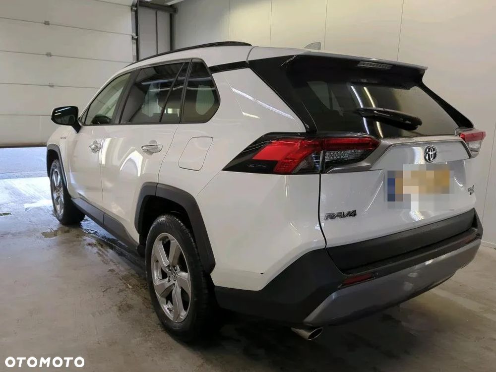 Toyota RAV4 - 4