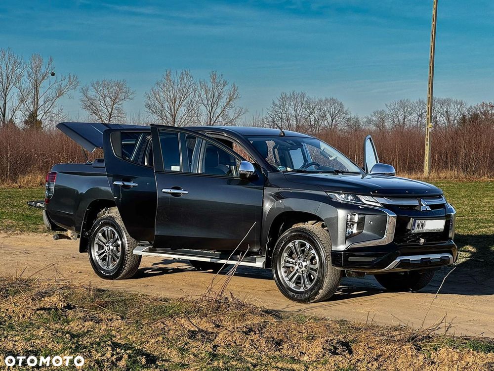 Mitsubishi L200 2.2 d DC Power Instyle Plus - 13