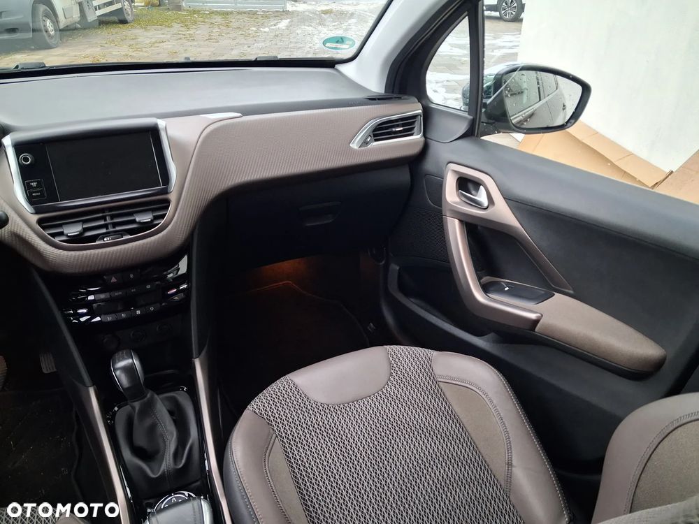 Peugeot 2008 120 VTI Allure - 13