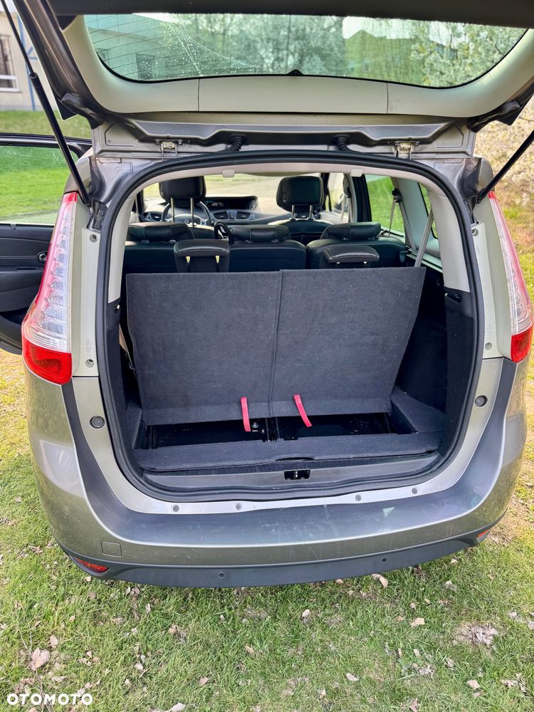 Renault Grand Scenic Gr 2.0 dCi Bose - 22