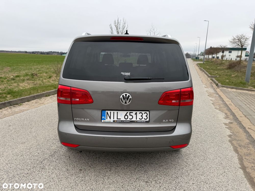 Volkswagen Touran 2.0 TDI Highline - 21