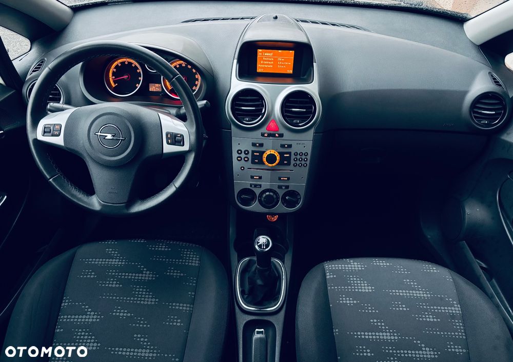 Opel Corsa - 11
