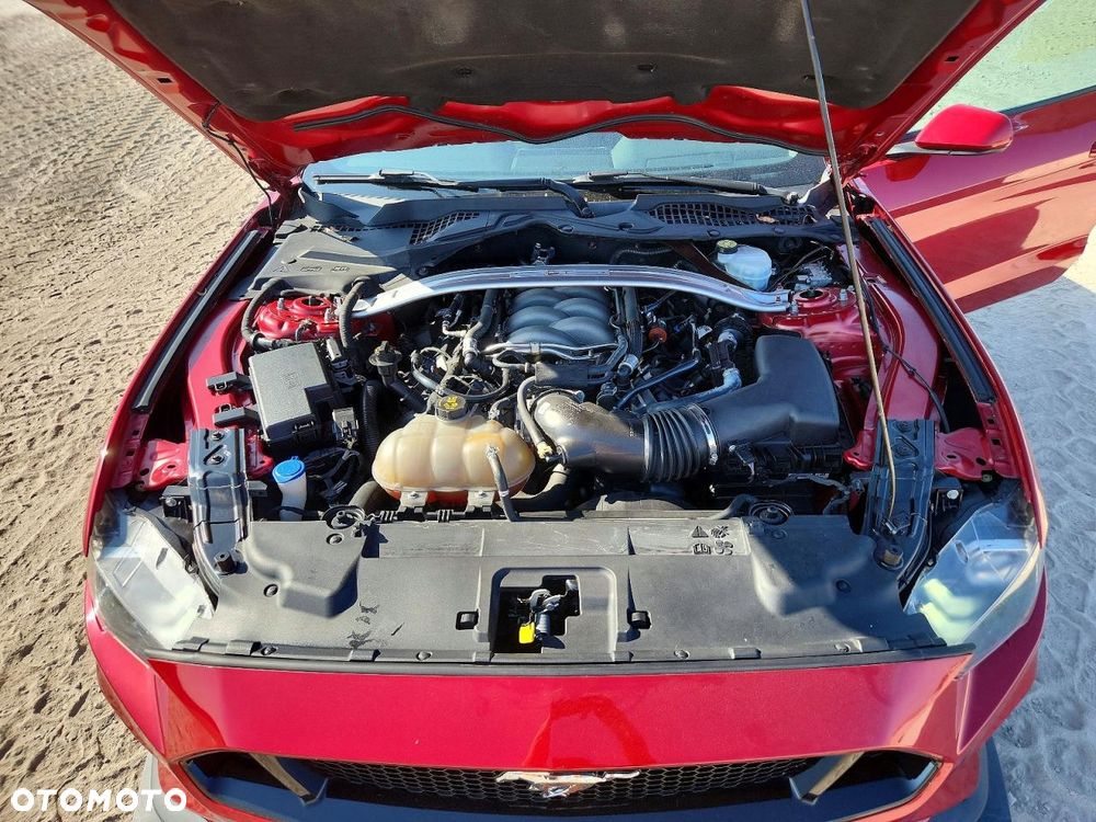 Ford Mustang 5.0 V8 GT - 10