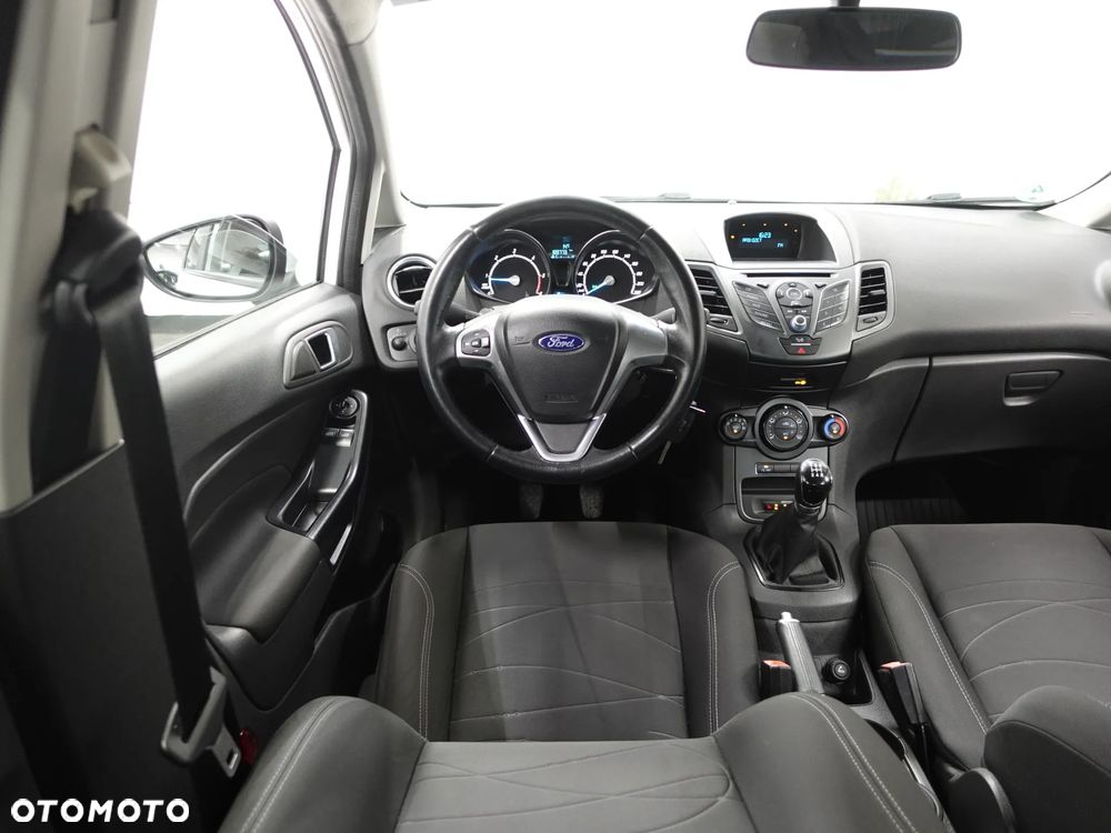 Ford Fiesta - 27