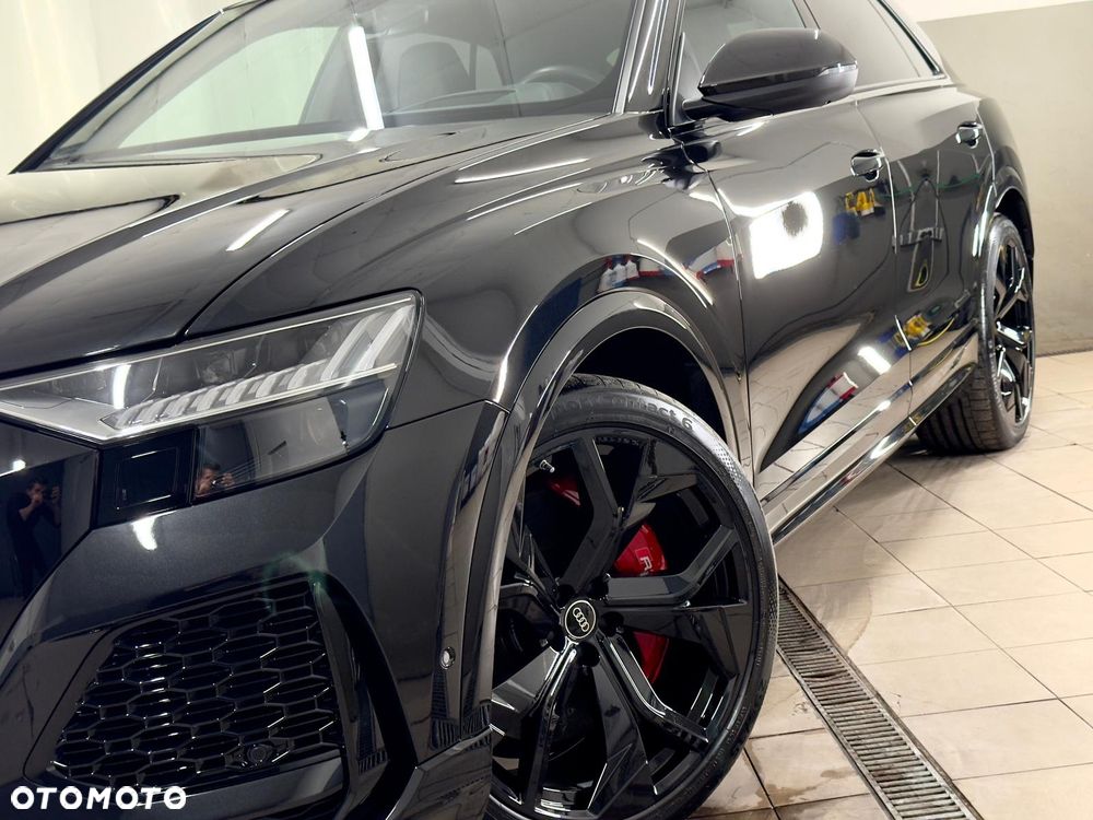 Audi RS Q8 - 4