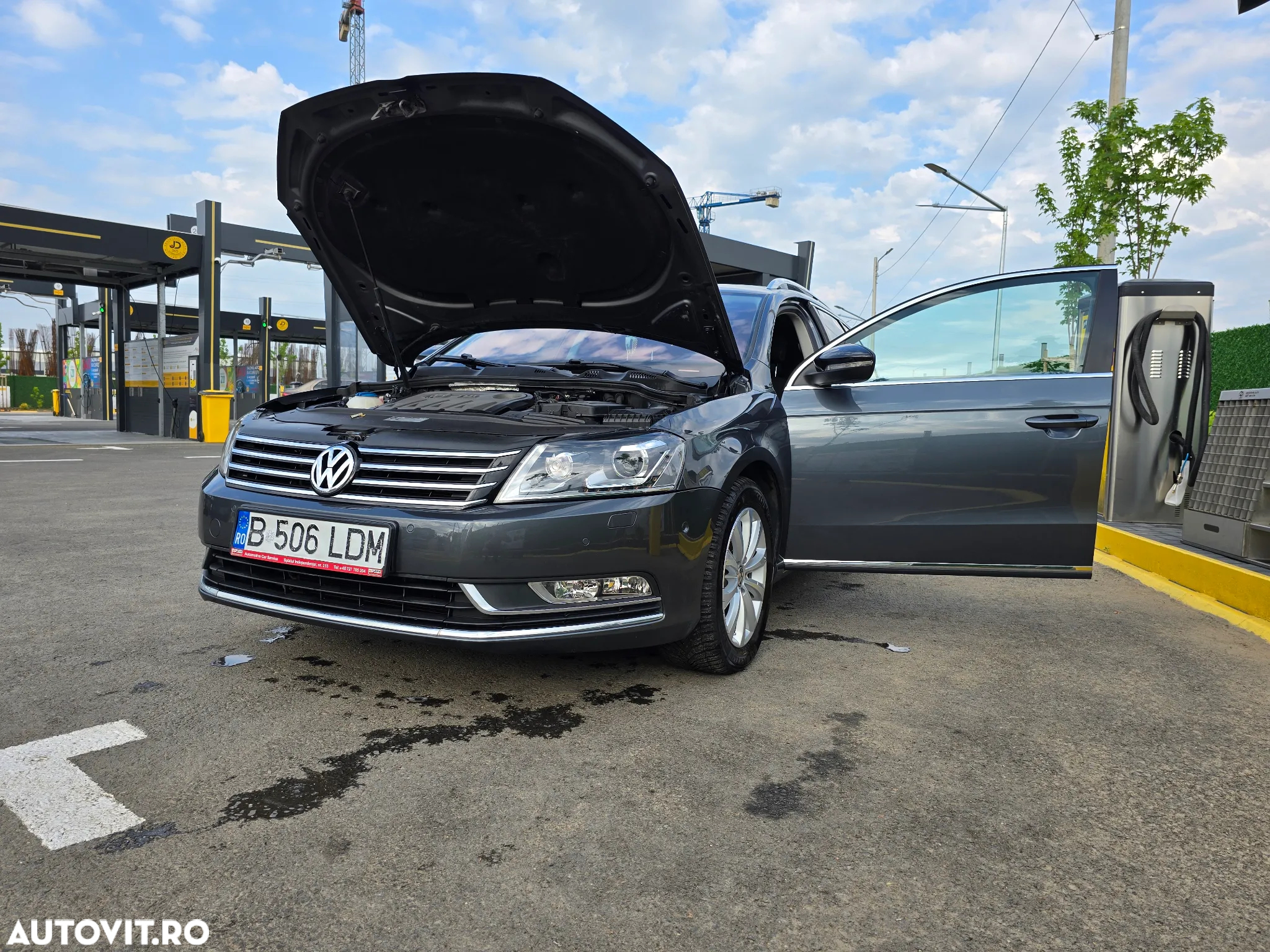 Volkswagen Passat Variant 2.0 Blue TDI DSG SCR Business Edition - 4