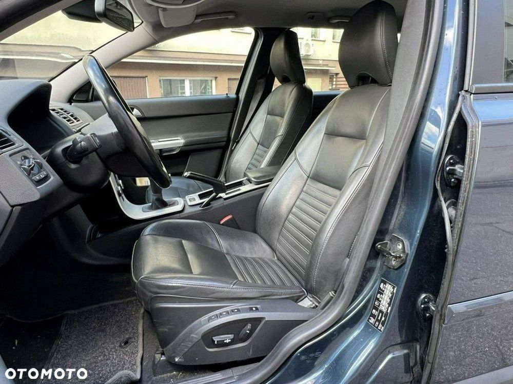 Volvo V50 1.6D Momentum - 9