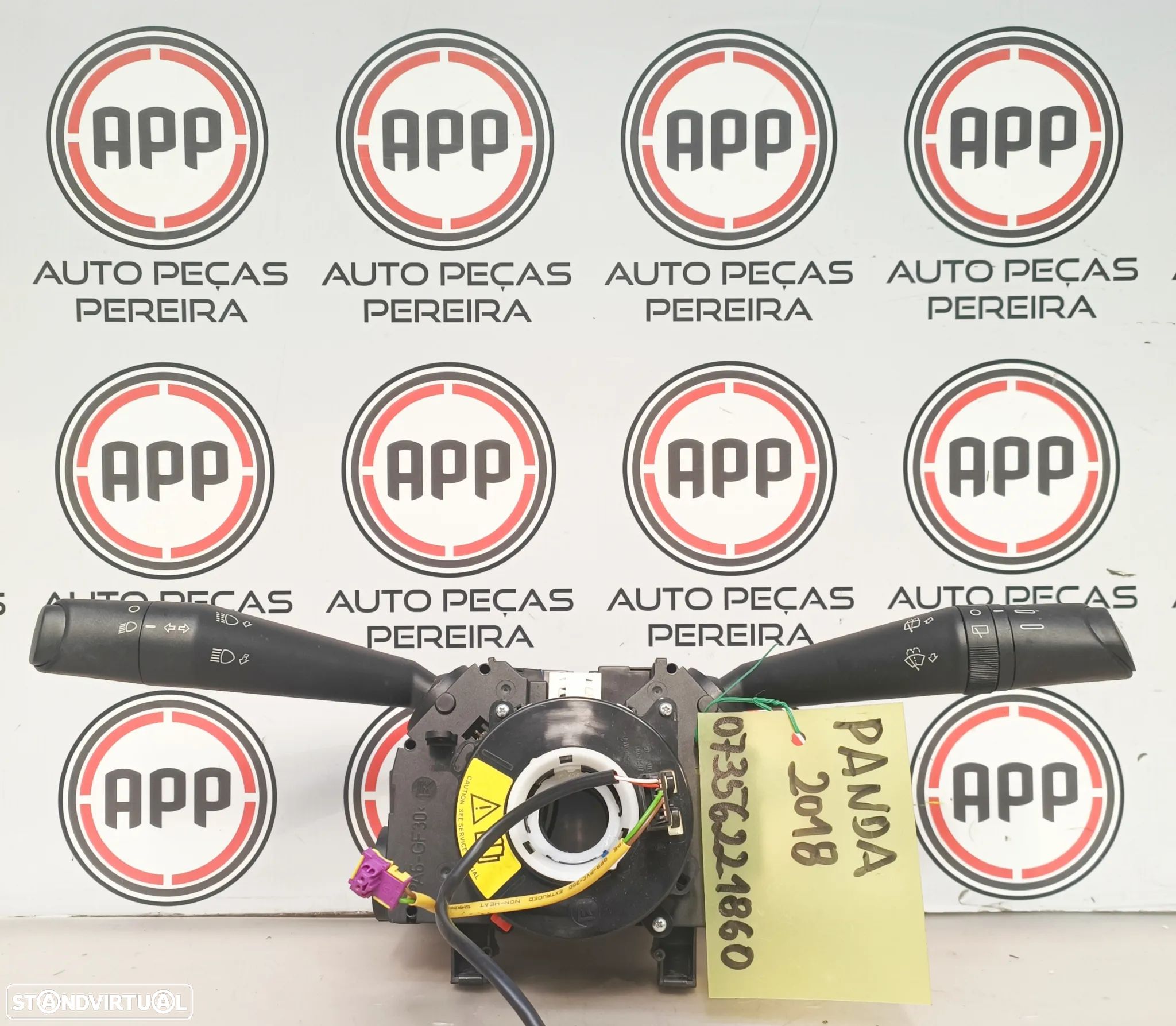 Comutador luzes piscas Fiat Panda 2018, referência 07356221860. - 1