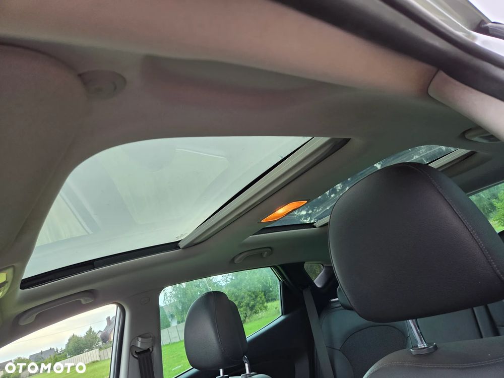 Hyundai ix35 1.7 CRDi Comfort 2WD - 26