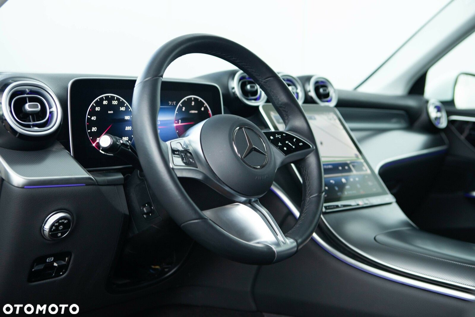 Mercedes-Benz GLC - 20