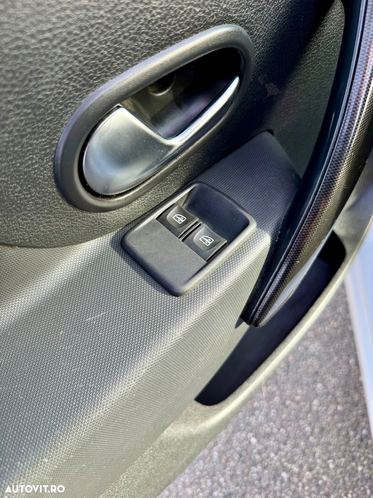 Dacia Logan 1.5 Blue dCi Laureate - 16