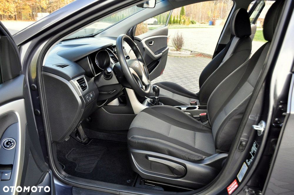 Hyundai i30 1.4 Comfort - 21