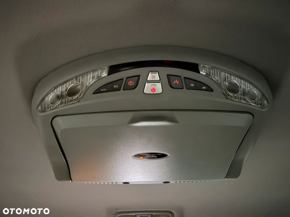 Toyota Avensis 2.0 D-4D Sol - 16