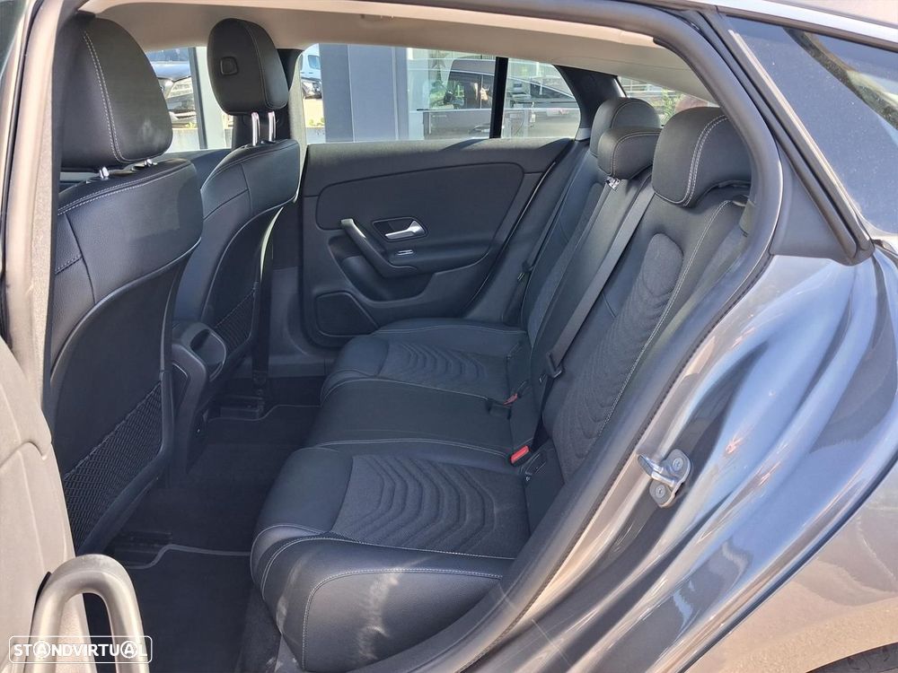 Mercedes-Benz CLA 180 d Shooting Brake Style Plus Aut. - 11