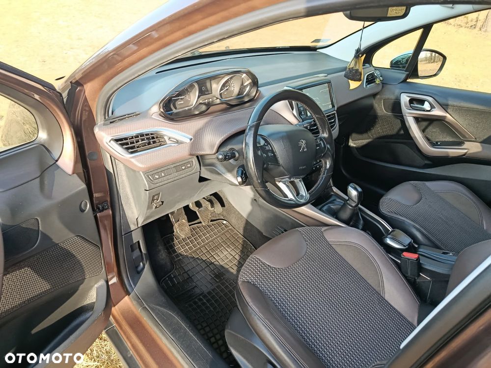 Peugeot 2008 1.2 VTi Allure - 13