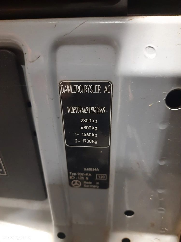 Mercedes-Benz Sprinter - 13