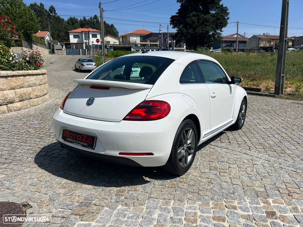 VW New Beetle 1.6 TDI DPF Blue Motion Technologie Design - 6