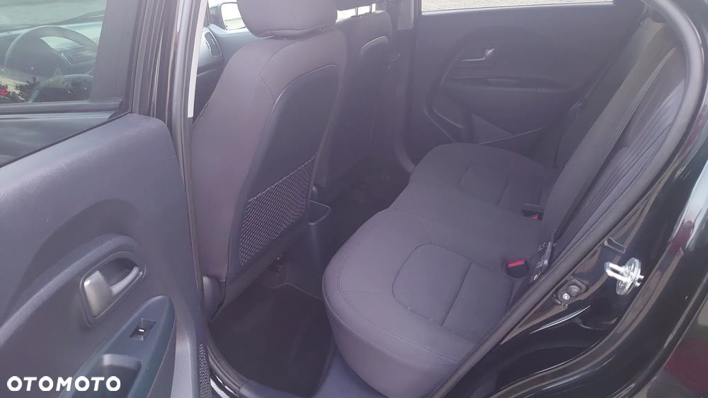 Kia Rio 1.2 Dream Team Edition - 23
