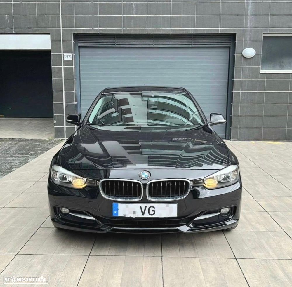 BMW 318 d Sport Line - 4