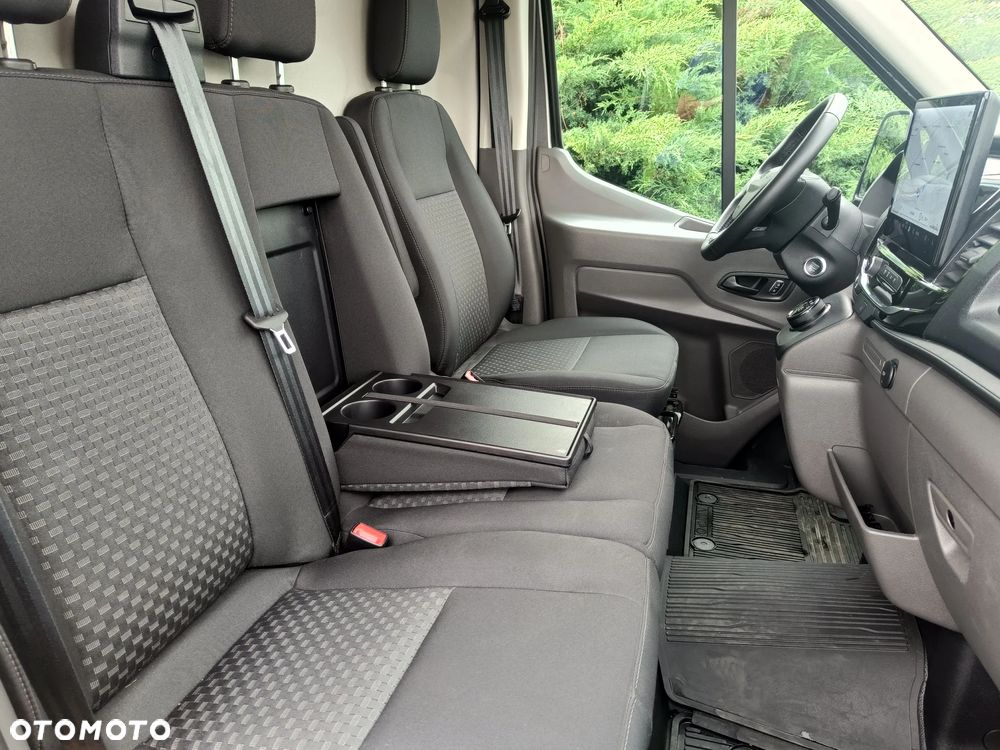 Ford e-TRANSIT - 9