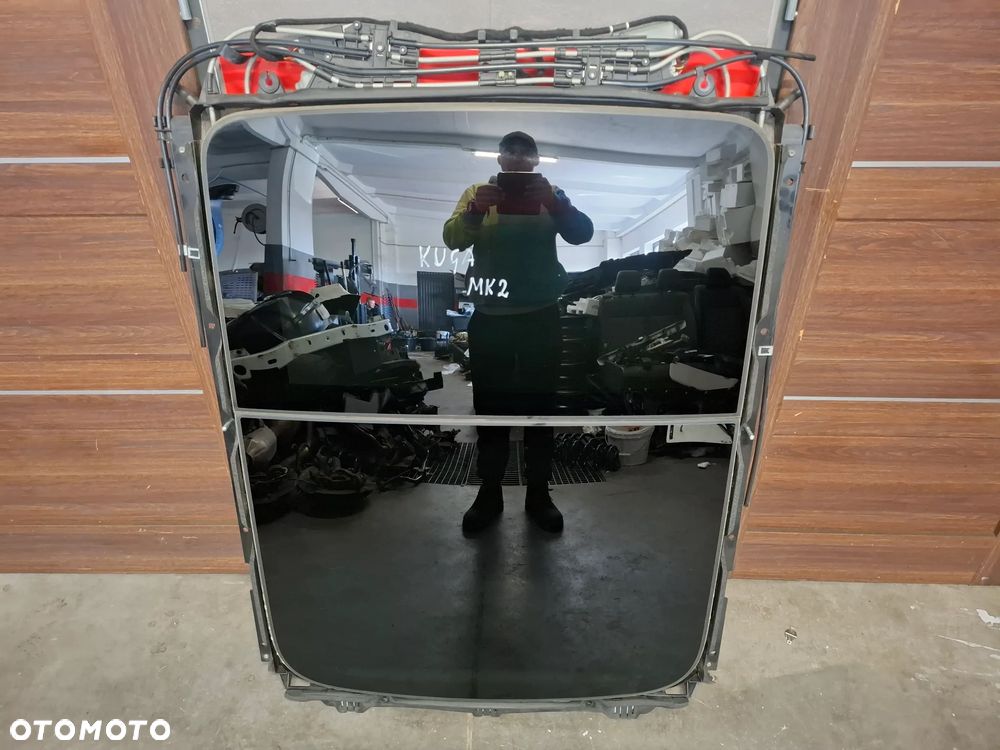 Szyberdach Ford Kuga MK2 2014 rok - 1