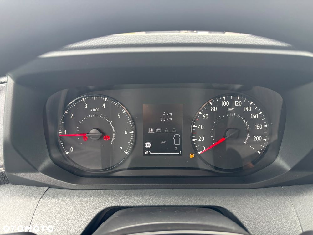 Renault Master Furgon L3H2 2.0dCi 150 KM - 17