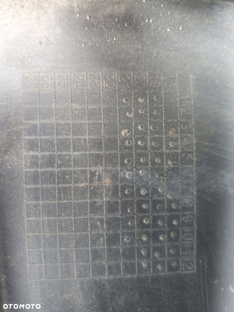 Zderzak tył tylny Volvo V60 II kombi rok 18- - 15