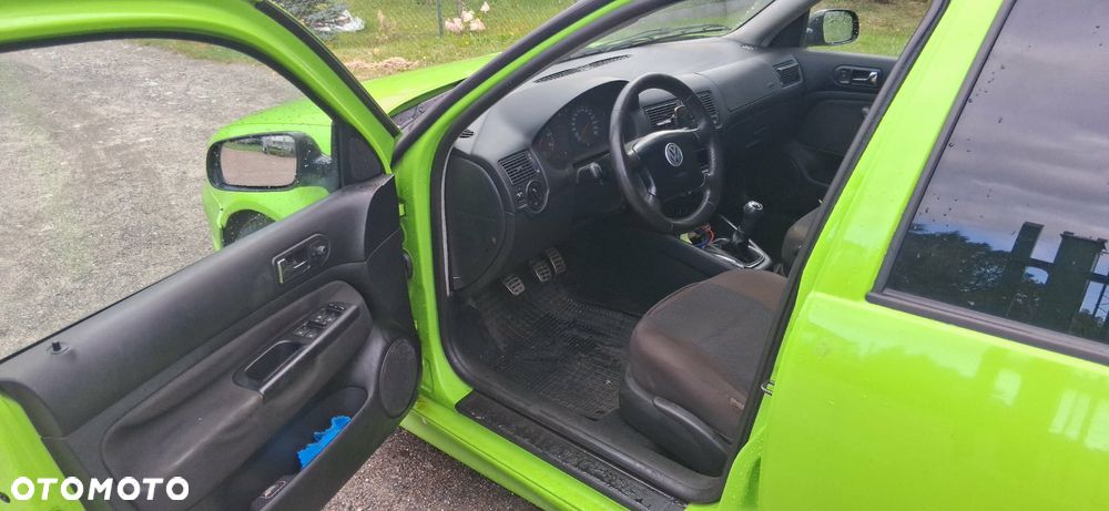 Volkswagen Golf 1.6 Comfortline - 2