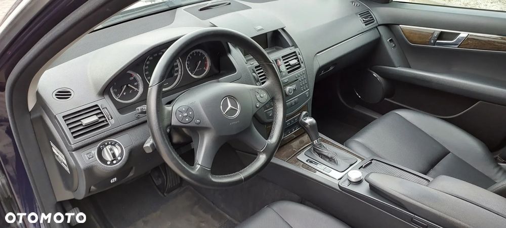 Mercedes-Benz Klasa C - 33