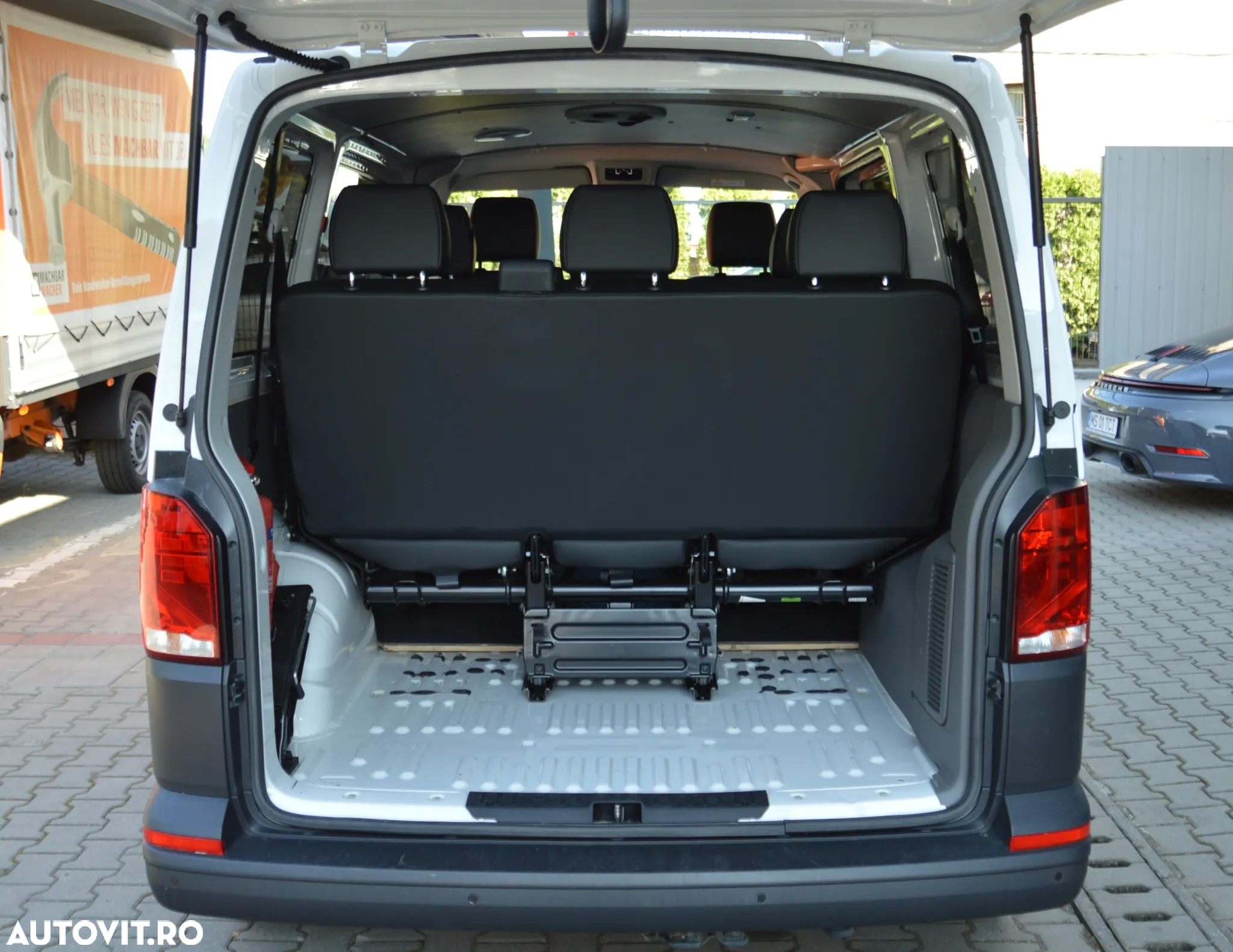 Volkswagen Transporter T6.1 DSG 4MOTION Kurz Plus Comfortline - 28