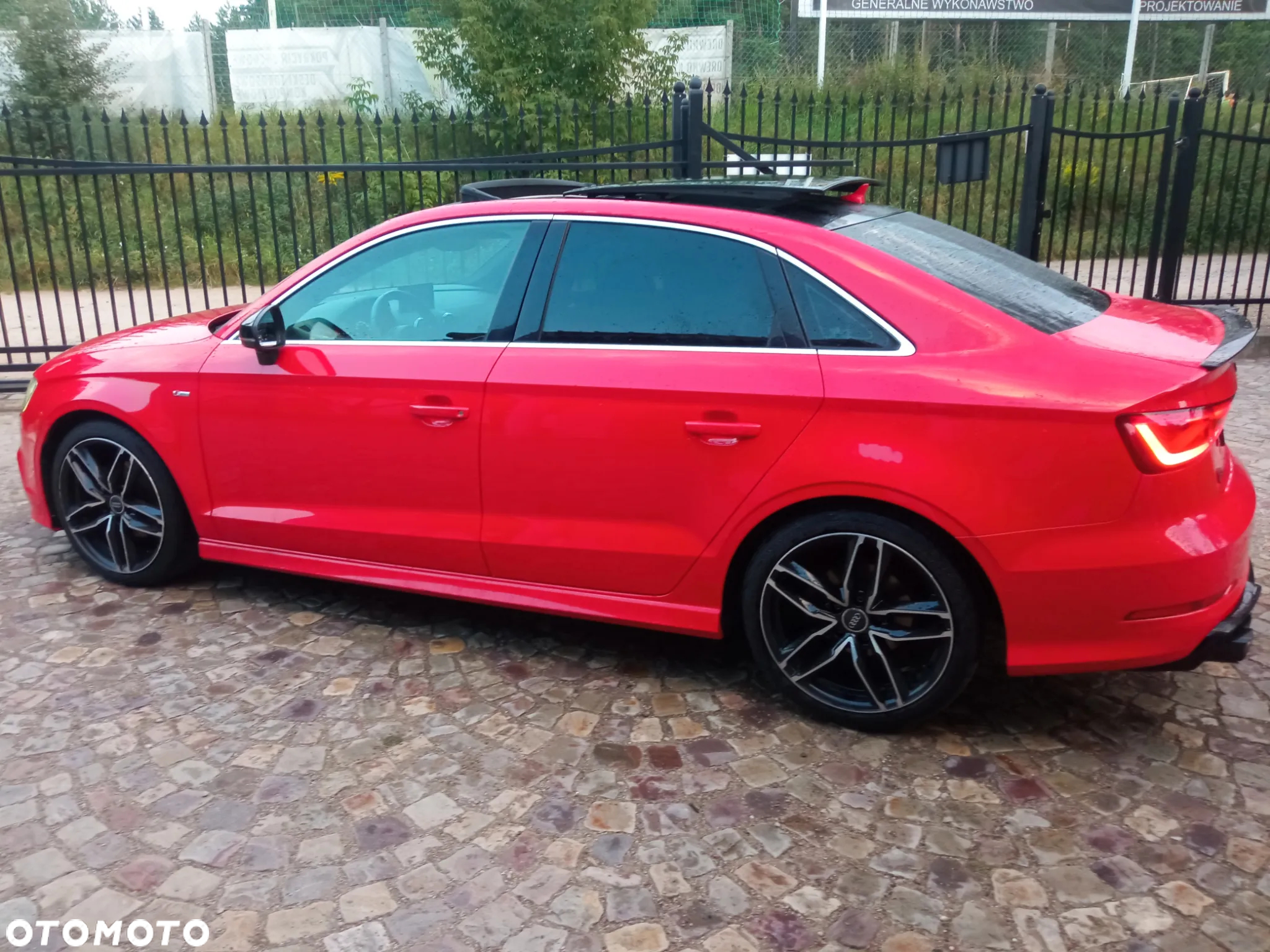 Audi A3 Limousine 1.4 TFSI cylinder on demand ultra Str S line Sportpaket - 4