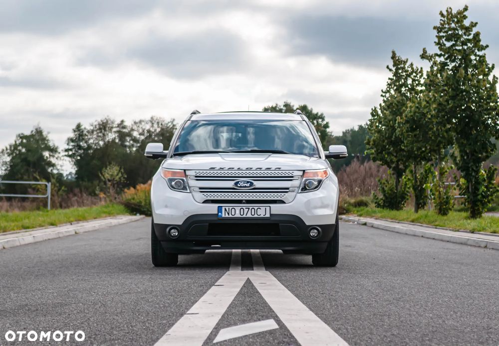 Ford Explorer - 2