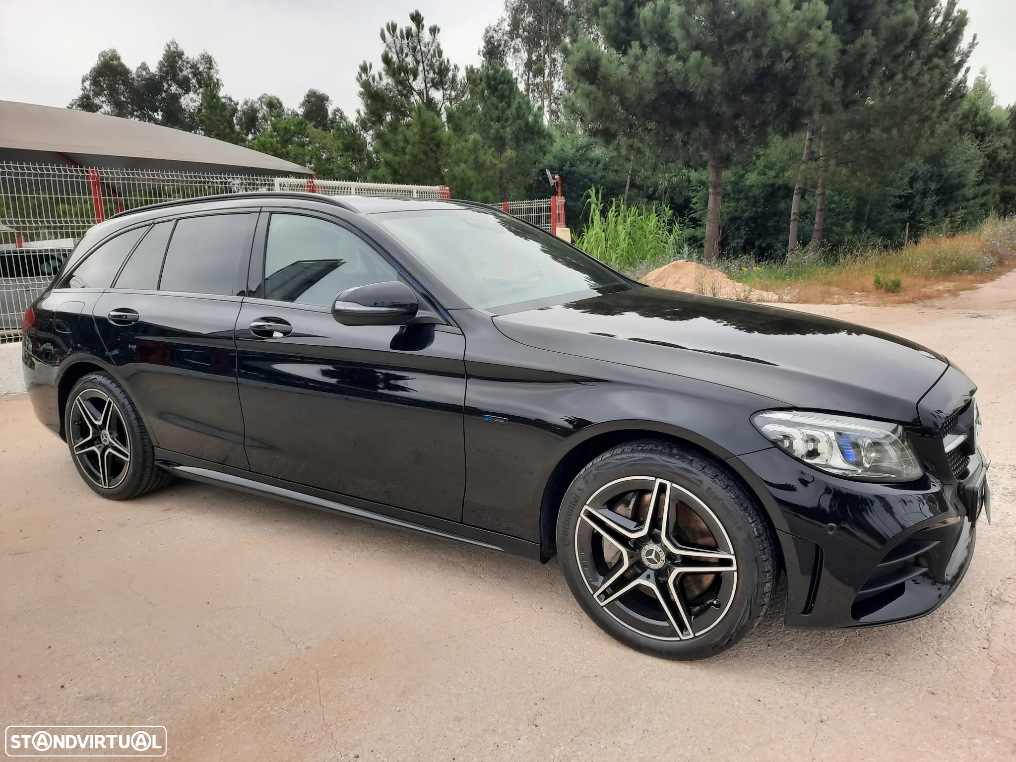 Mercedes-Benz C 300 e AMG Line - 11