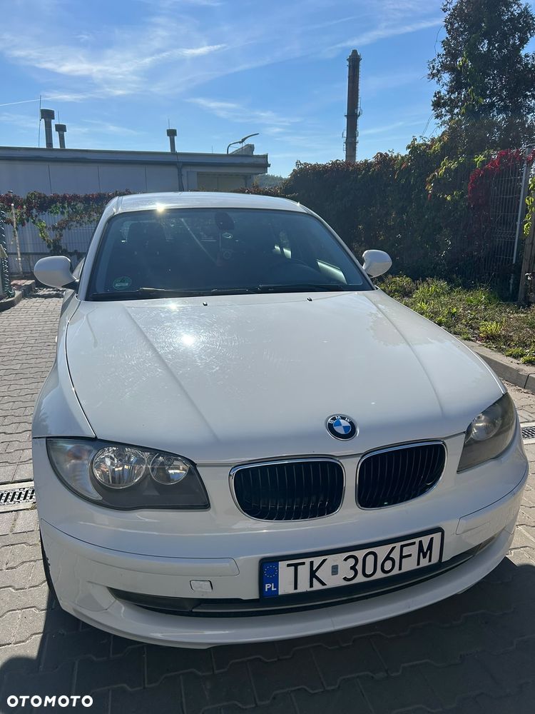 BMW Seria 1 2009 photo 4