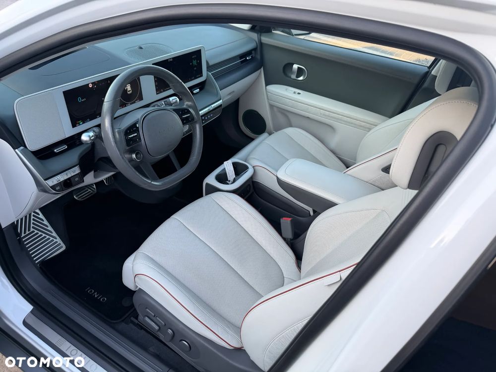 Hyundai IONIQ 5 - 13