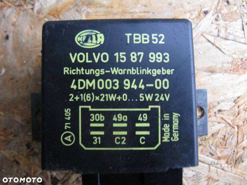 # VOLVO FH 12 PRZEKAŹNIK PRZERYWACZ KIERUNKÓW KIERUNKOWSKAZÓW 1587993 4DM003944 - 00 - 2