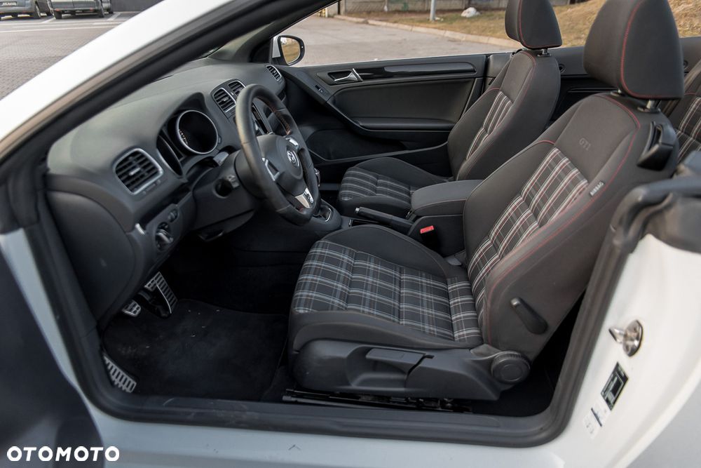 Volkswagen Golf Cabrio GTI - 9