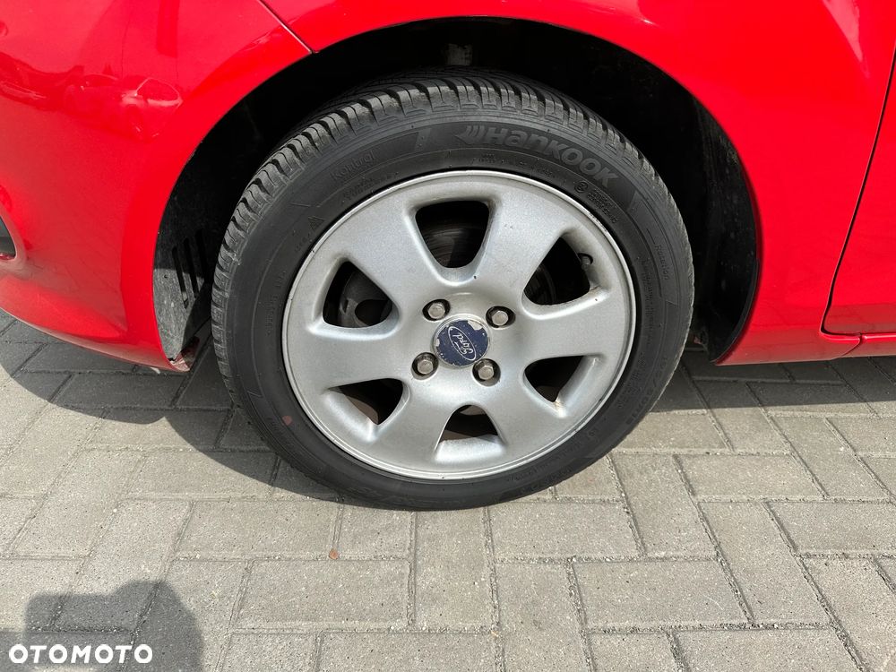 Ford Fiesta - 23