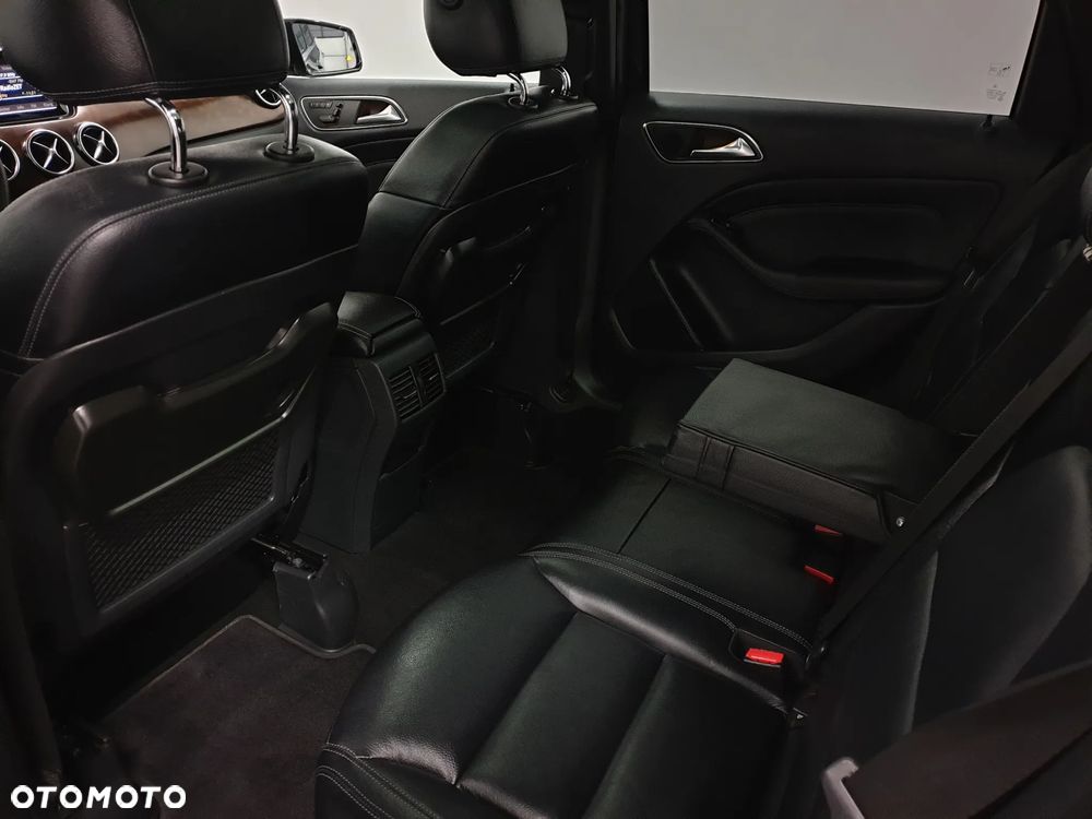 Mercedes-Benz Klasa B 200 CDI (BlueEFFICIENCY) 7G-DCT - 23