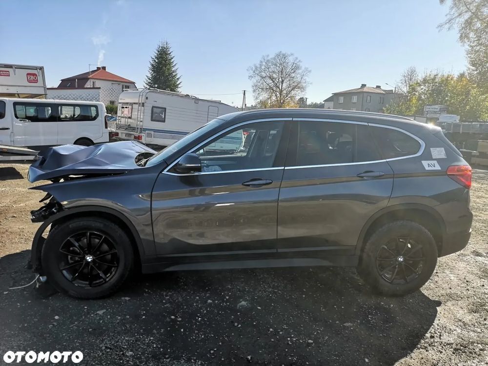 BMW X1 sDrive18d Advantage sport - 9