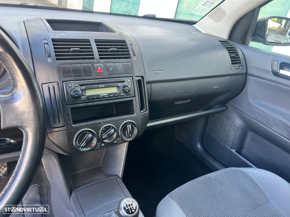 VW Polo 1.2 Confortline - 16