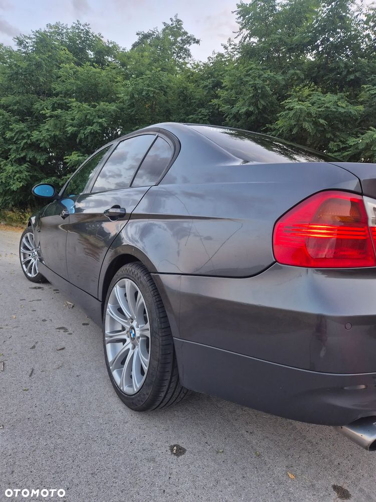 BMW Seria 3 320d - 9