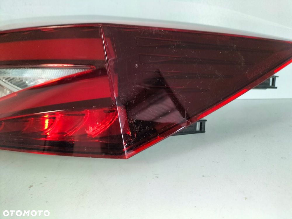 Lampa tylna tył prawa SKODA ENYAQ 21- LED - 6