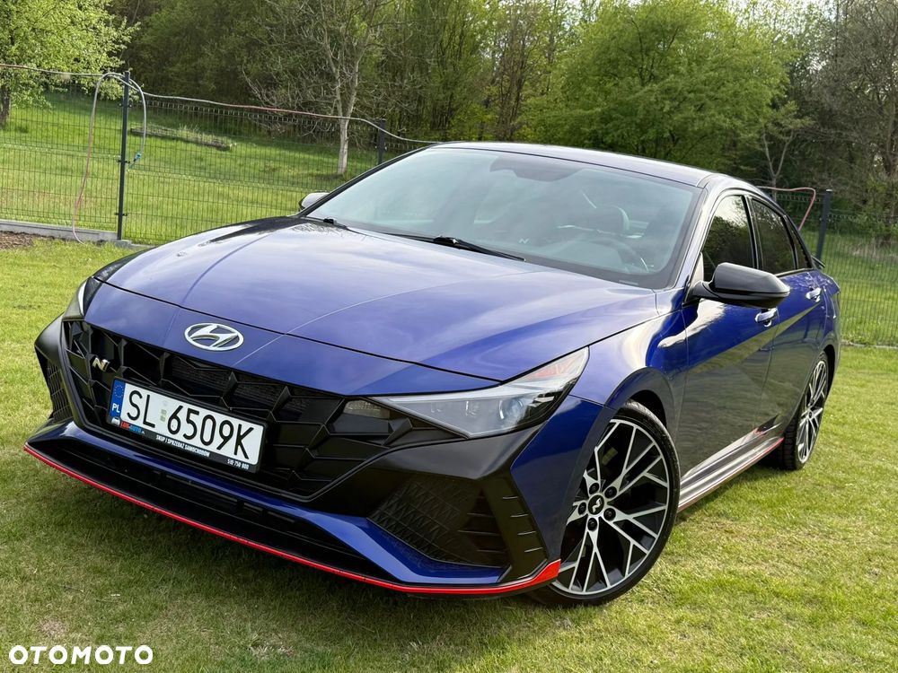 Hyundai Elantra - 4