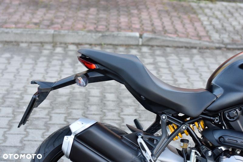 Ducati Monster - 9