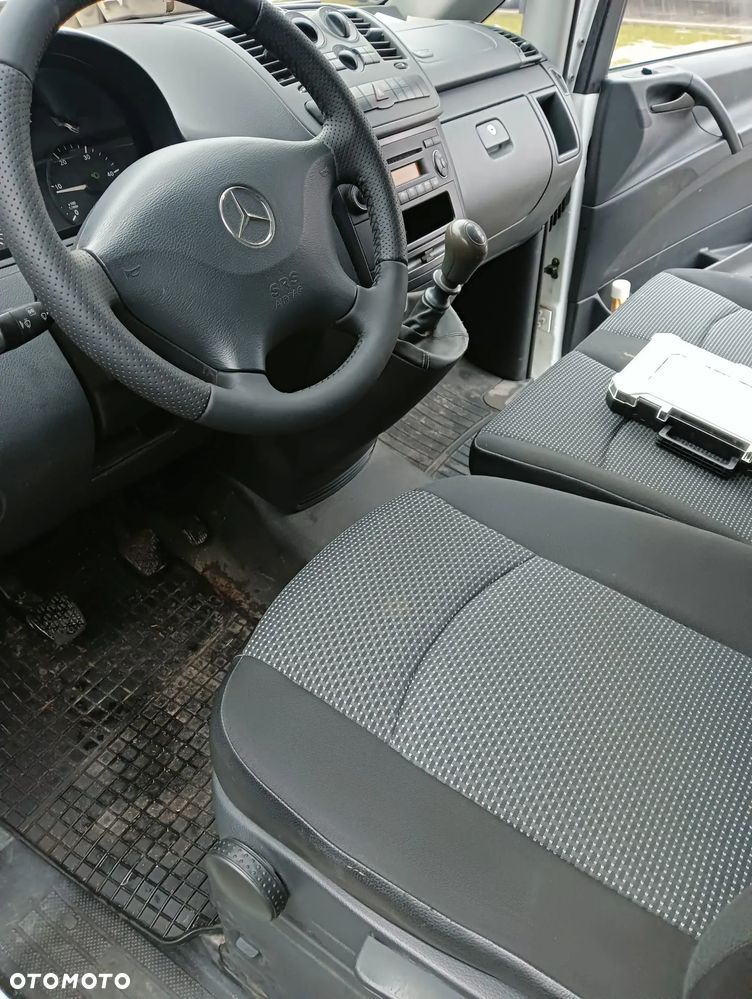 Mercedes-Benz VITO - 16