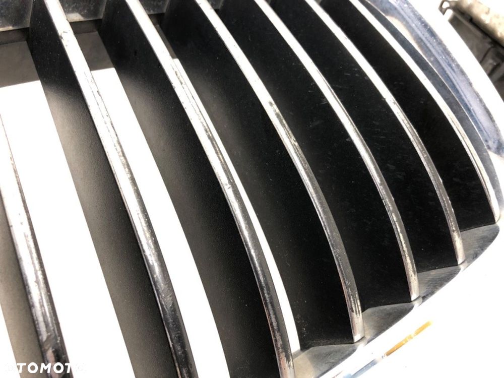 ATRAPA GRILL  BMW 5 Touring (F11) 2009 - 2017 530 d 190 kW [258 KM] olej napędowy 2011 - 2017 - 5